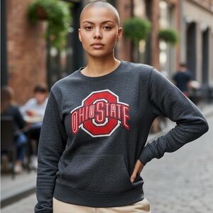 J. America ladies Ohio State Buckeyes pullover sweatshirt top size Small